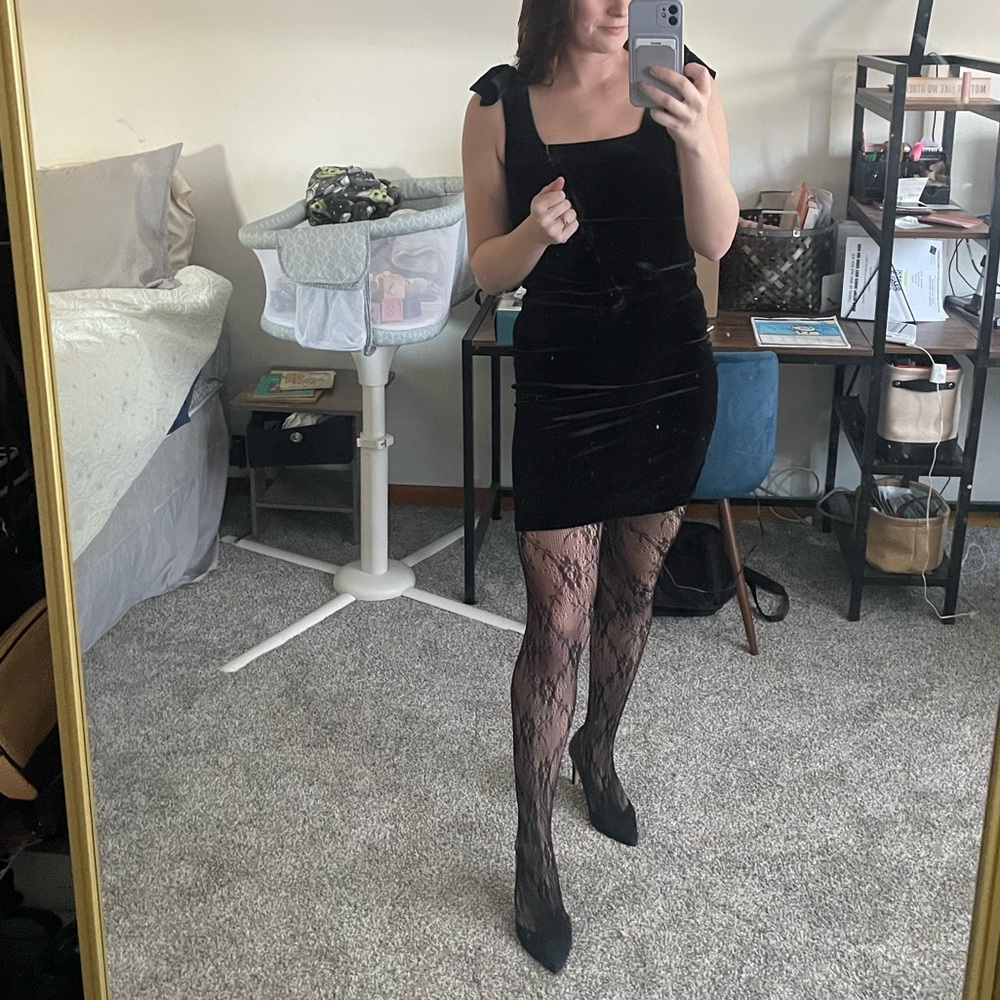 NWT Aqua Velvet Bow Strap Mini Cocktail Party Dress Black Medium